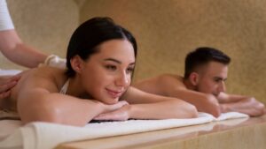 Miami couples massage experience for relaxation and wellness